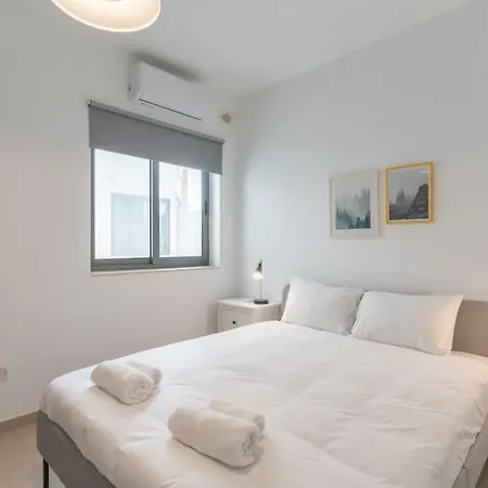 St Julians Apartment-hosted By Sweetstay
