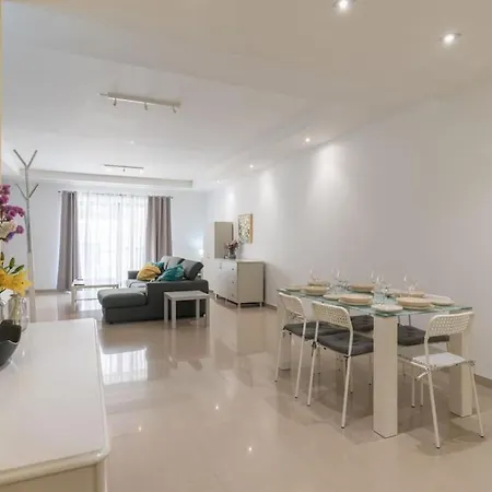 St Julians Apartment-hosted By Sweetstay Apartmán *