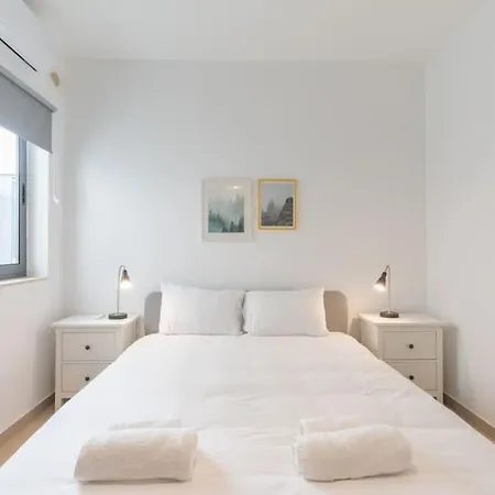 St Julians Apartment-hosted By Sweetstay * San Ġiljan