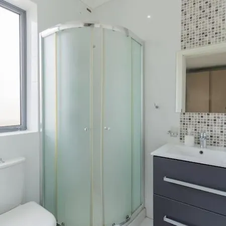 St Julians Apartment-hosted By Sweetstay San Ġiljan